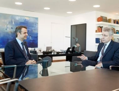 Συνάντηση Κ. Μητσοτάκη με τον πρέσβη των ΗΠΑ - Συζήτησαν για το Σκοπιανό (φωτό)